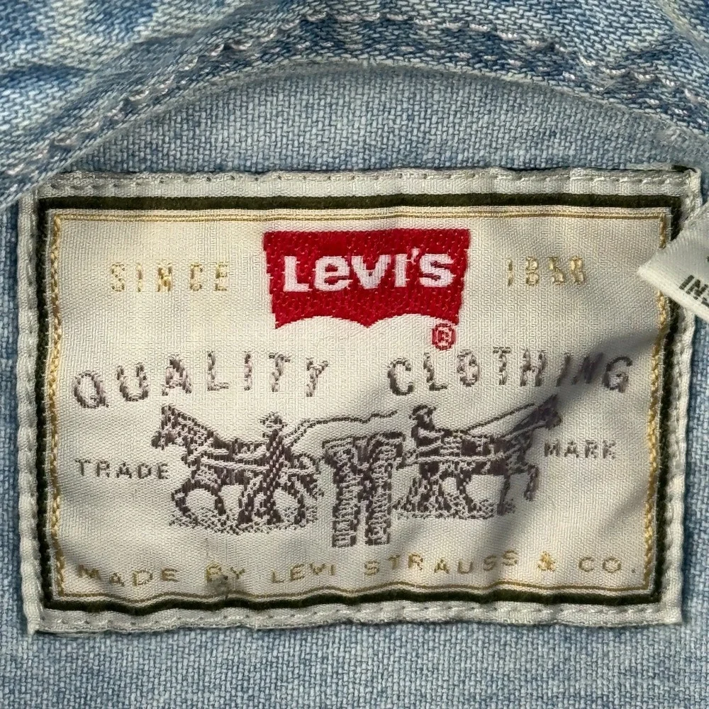 Vintage Levis‎ Shirt Mens Large Blue Denim Button Up Cotton Long Sleeve Western